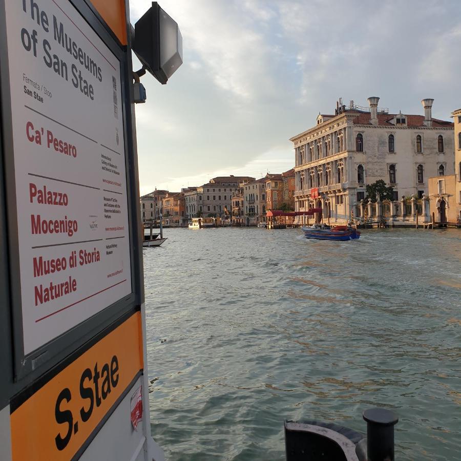 Central Lovely Typical Rooms Rialto Veneza Exterior foto